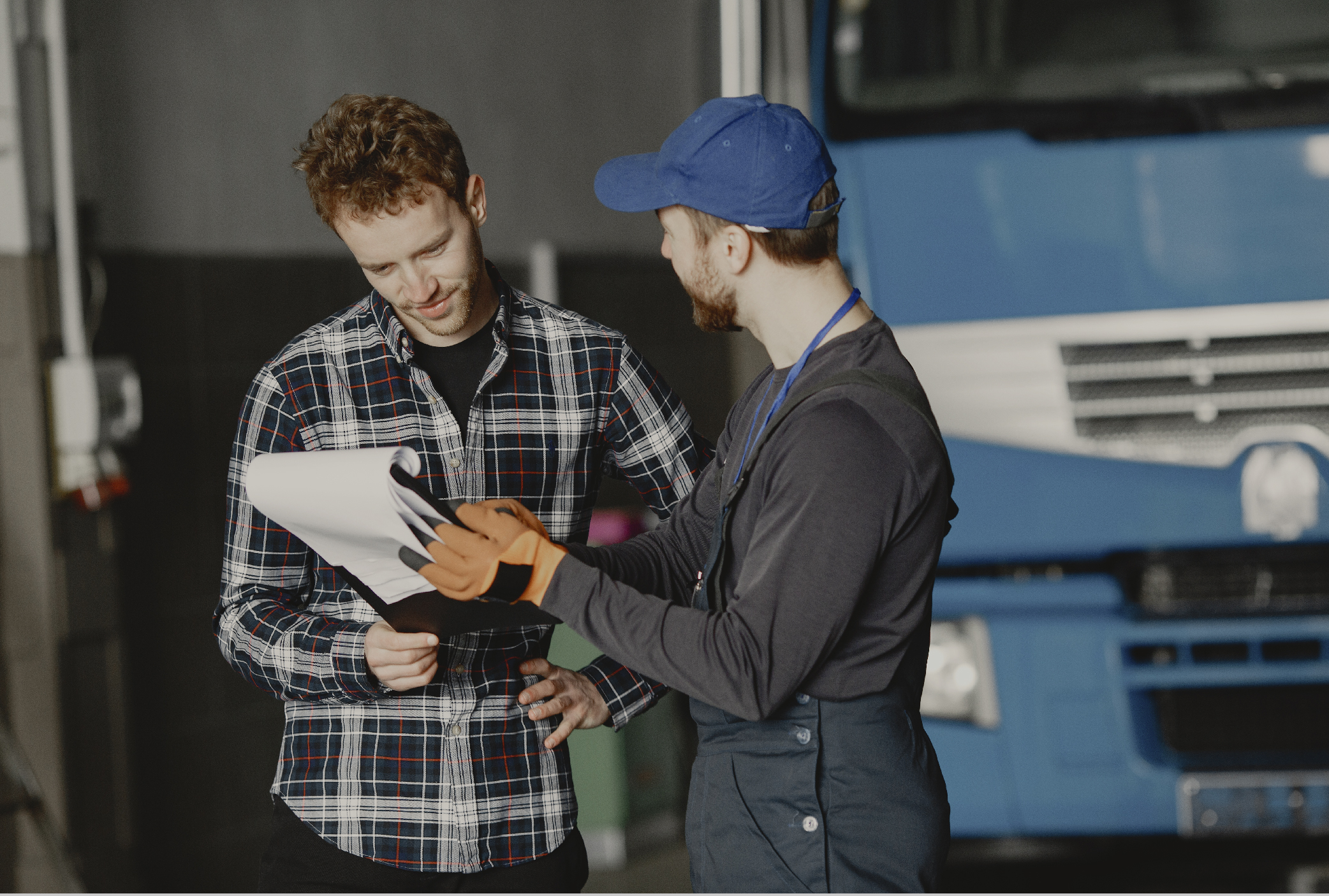 Comparing tow truck prices in Vancouver